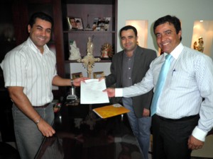 padre chrystian prefeito vladimir e vereador beto machado
